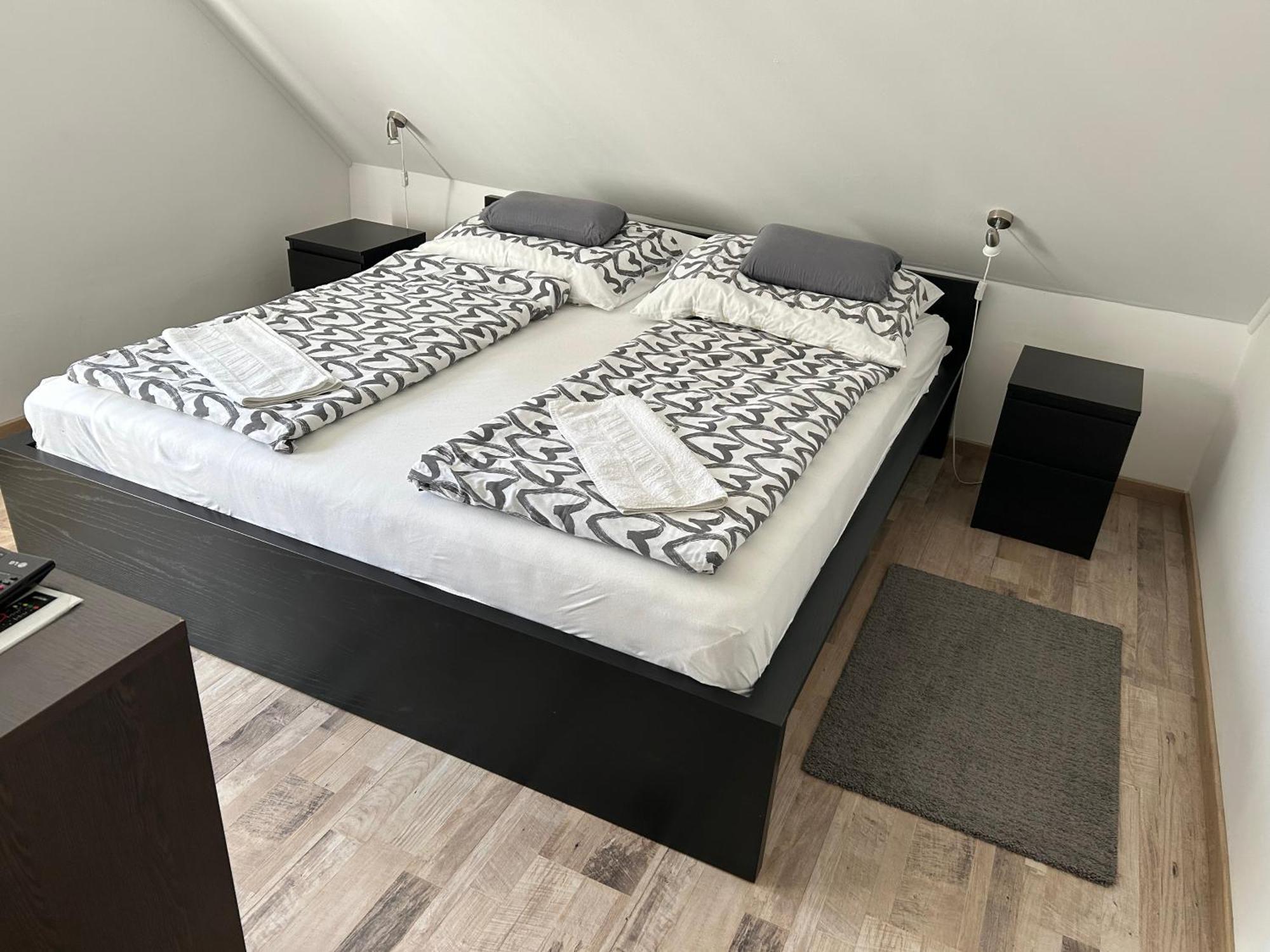 Komo Apartment Buk Ngoại thất bức ảnh